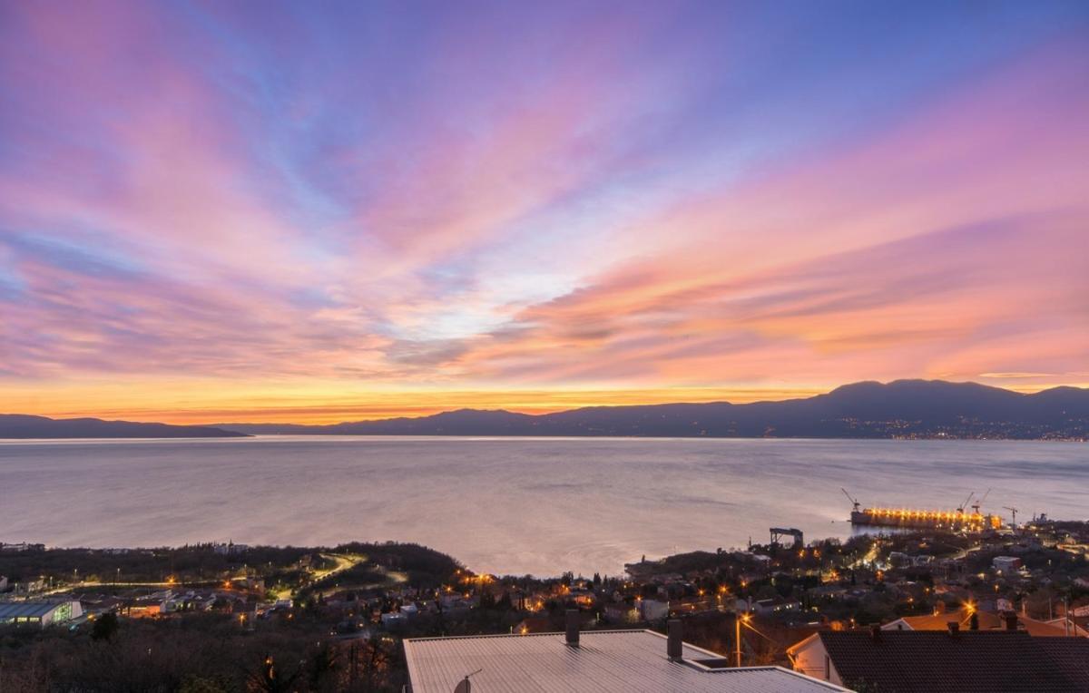 Apartmant With Pool 8 Kaštela Zewnętrze zdjęcie