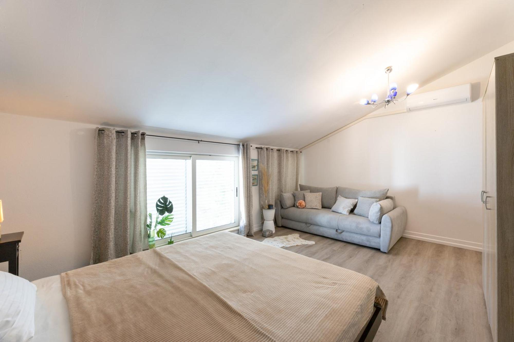 Apartmant With Pool 8 Kaštela Zewnętrze zdjęcie