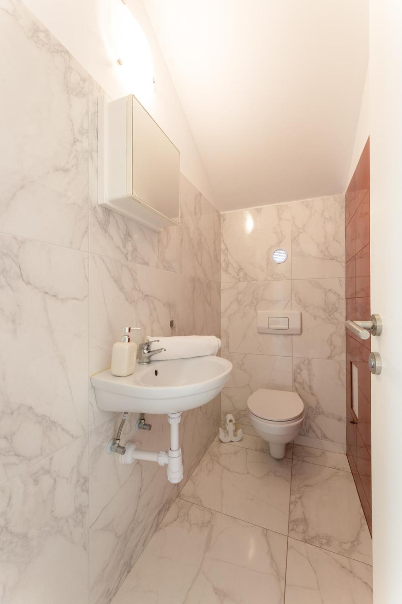 Apartmant With Pool 8 Kaštela Zewnętrze zdjęcie